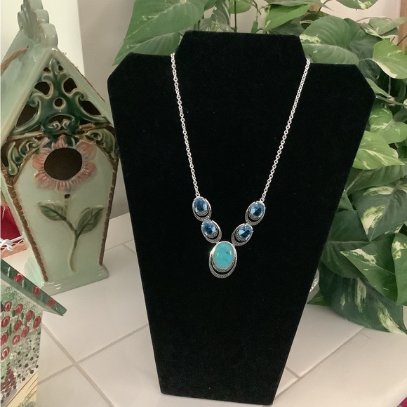 Fashion Jewelry Blue Stones Beautiful Necklace. - Picture 4 of 9